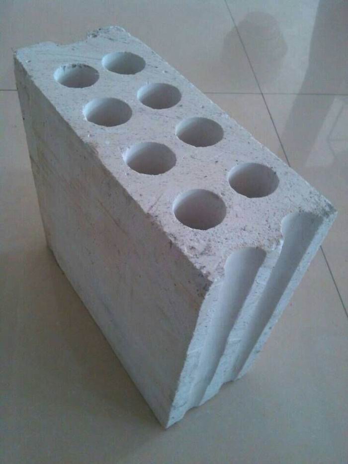 輕質隔墻板